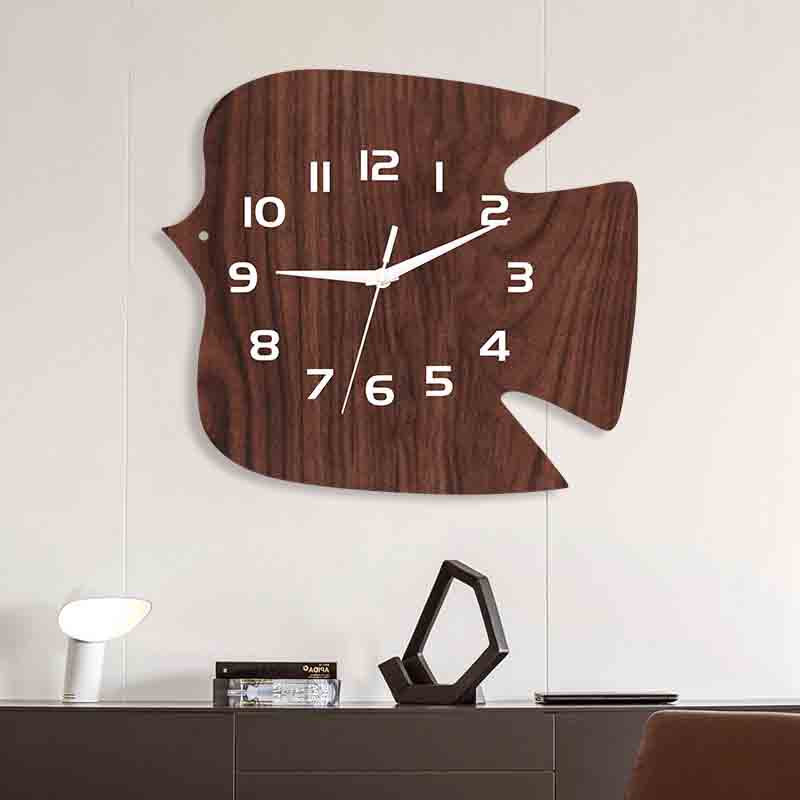 acrylic wall clock with fish pattern